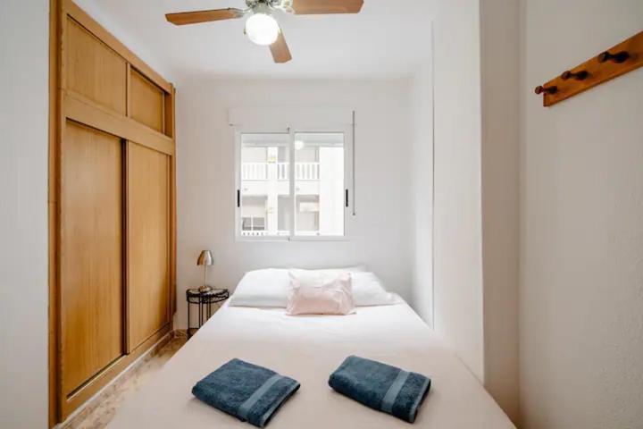 Apartamento Inteiro Acolhedor Perto Da Praia Torrevieja Exteriör bild